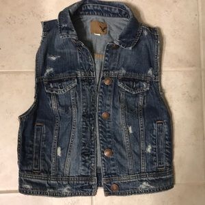 American Eagle denim vest.